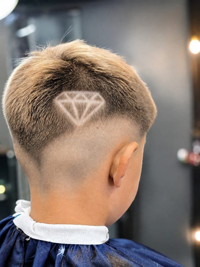 Taglio realizzato da FSH — Stile moderno e pulito